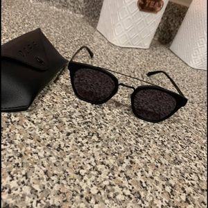 DIFF Emery Sunglasses
